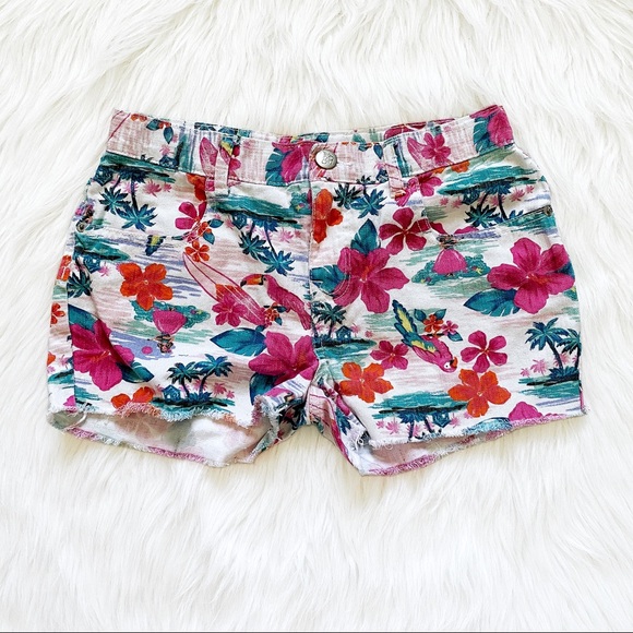 🔴4/$25 est. 1989 place floral hawaiian cut off shorts - Picture 2 of 7